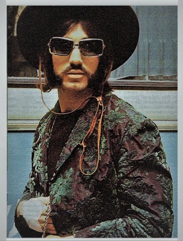 0001 CN z ręką na temblaku.jpg