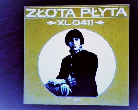 Dziwny jest ten świat- piosenka stulecia RP w KPM.jpg