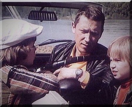 Bąble i Wojciech Młynarski- z prawej Magda Scholl.jpg