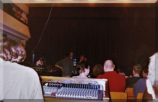 W Trójce przed koncertem 6 XI_1999 _zastrzeż_foto_M-Z.jpg