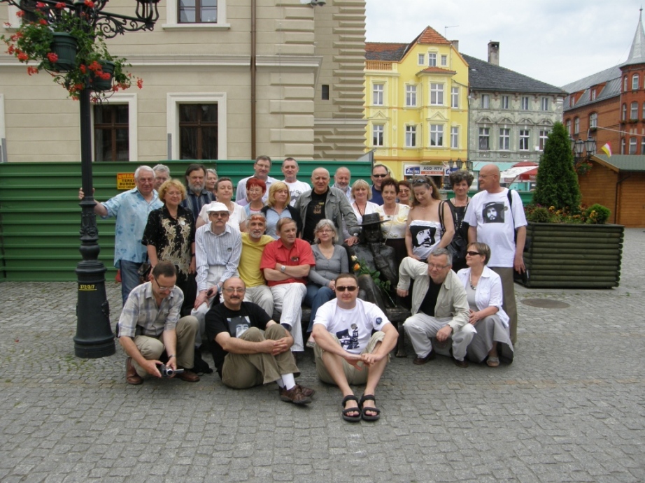 VII zlot- zdjęcie zbiorowe.JPG